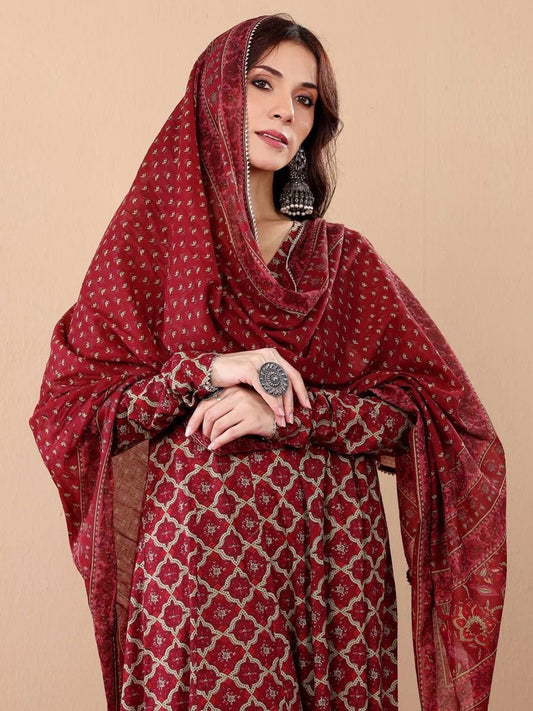 Maroon Aura Rayon Printed Kurti Set