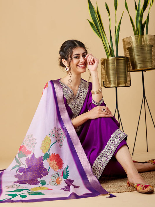 AADHYA Embroidered Kurti Set with Jacquard Dupatta