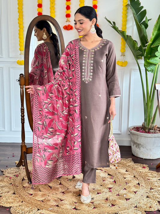Bindiya Grey Embroidered Viscose Chanderi Kurta Set with Linen Dupatta